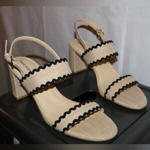 Anne Klein Raine Raffia Slingback Beige & Black Sandal Heels. 10M. NWOT.